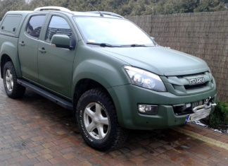 Isuzu D-max – prace w warsztacie