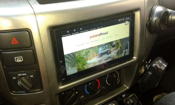 Stacja multimedialna z nawigacją GPS w Patrolu